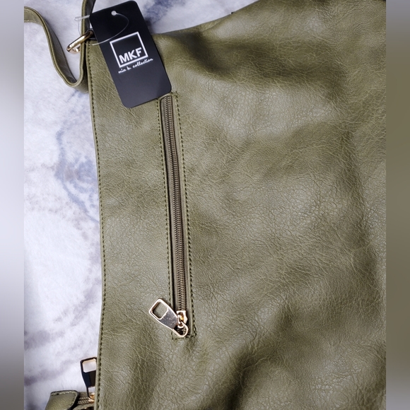 High Quality Pebbled Vegan Leather Purse - Picture 13 of 15